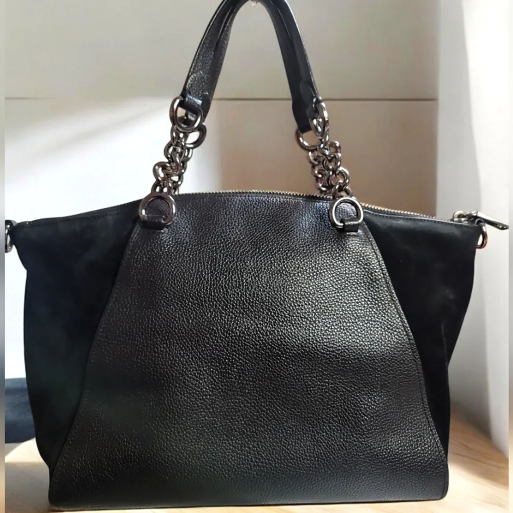 COACH Chain Prairie Satchel in Excellent Condition 2019 - Picture 2 of 14